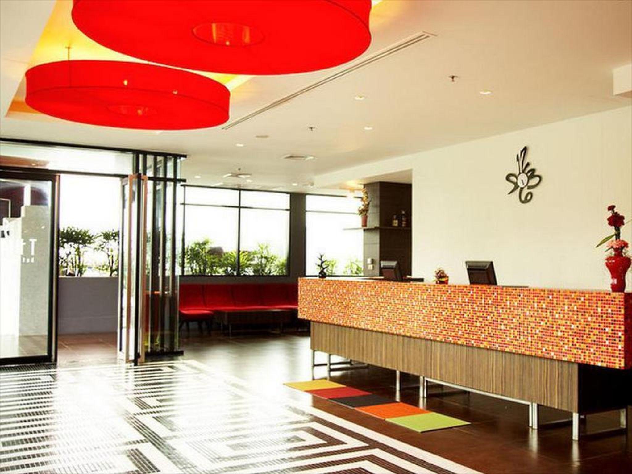 The Sez Hotel Bangsaen Dış mekan fotoğraf