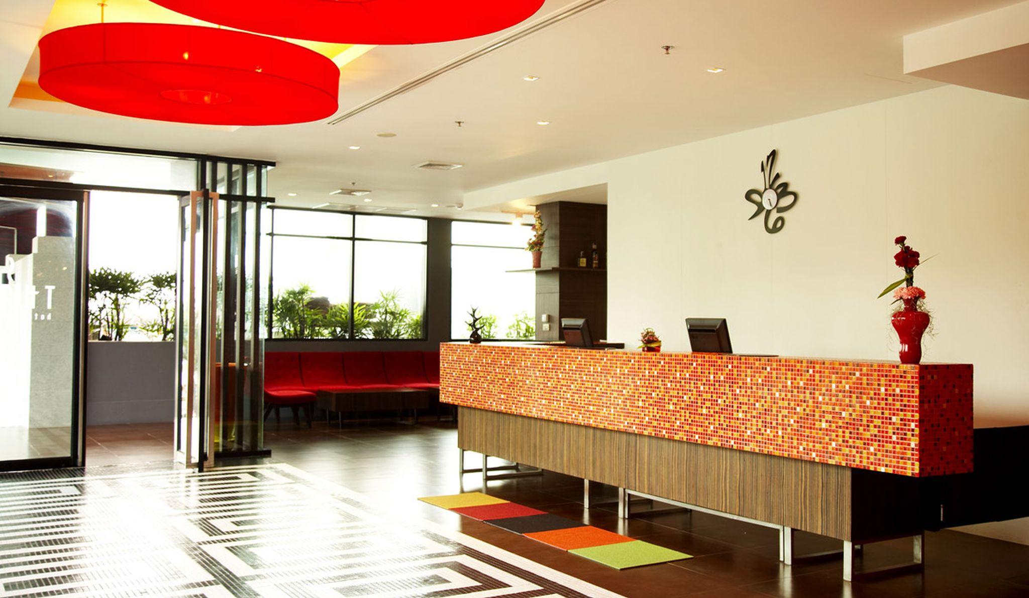 The Sez Hotel Bangsaen Dış mekan fotoğraf