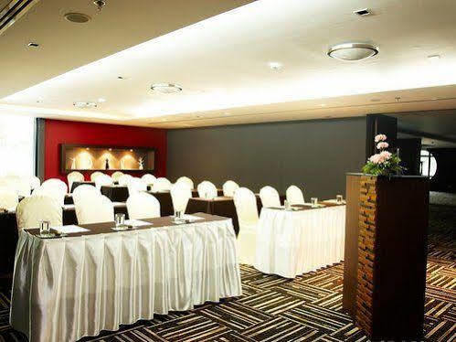 The Sez Hotel Bangsaen Dış mekan fotoğraf